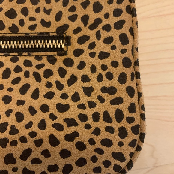 Brandy Melville Cheetah Shoulder Bag - Picture 3 of 5